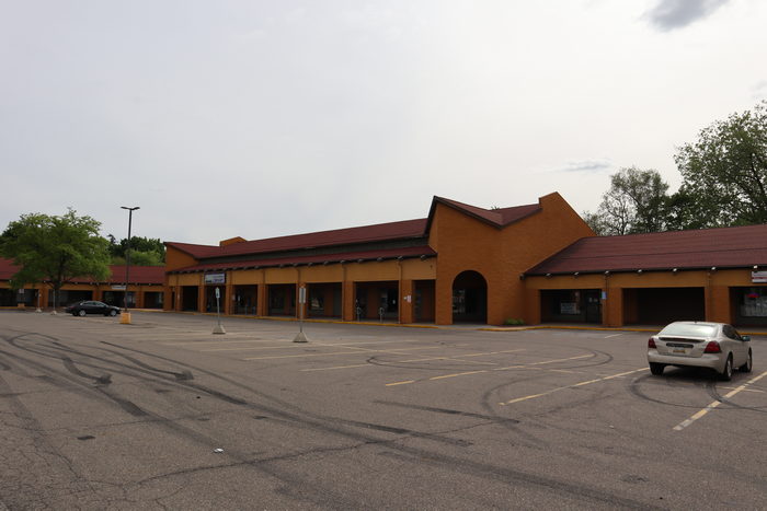 Southside Twin Cinema - May 22 2022 Photo (newer photo)